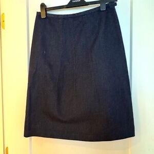 Banana Republic Vintage 90’s Dark Denim Skirt. Excellent Condition. Size 8